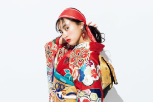 袴レンタルをお考えの方必見です！レンタル相場とメリットデメリットについてご紹介！